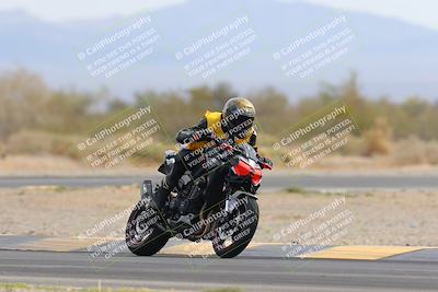 media/Apr-12-2025-Race Pace (Sat) [[9230add55f]]/Vested/1-Turn 2 (10am)/